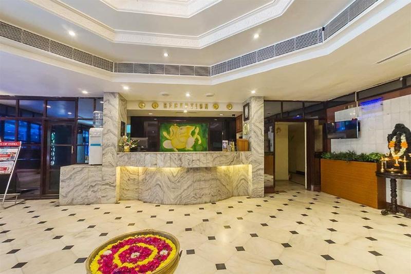 Hotel Mb International Palace Side Mysore Exteriör bild